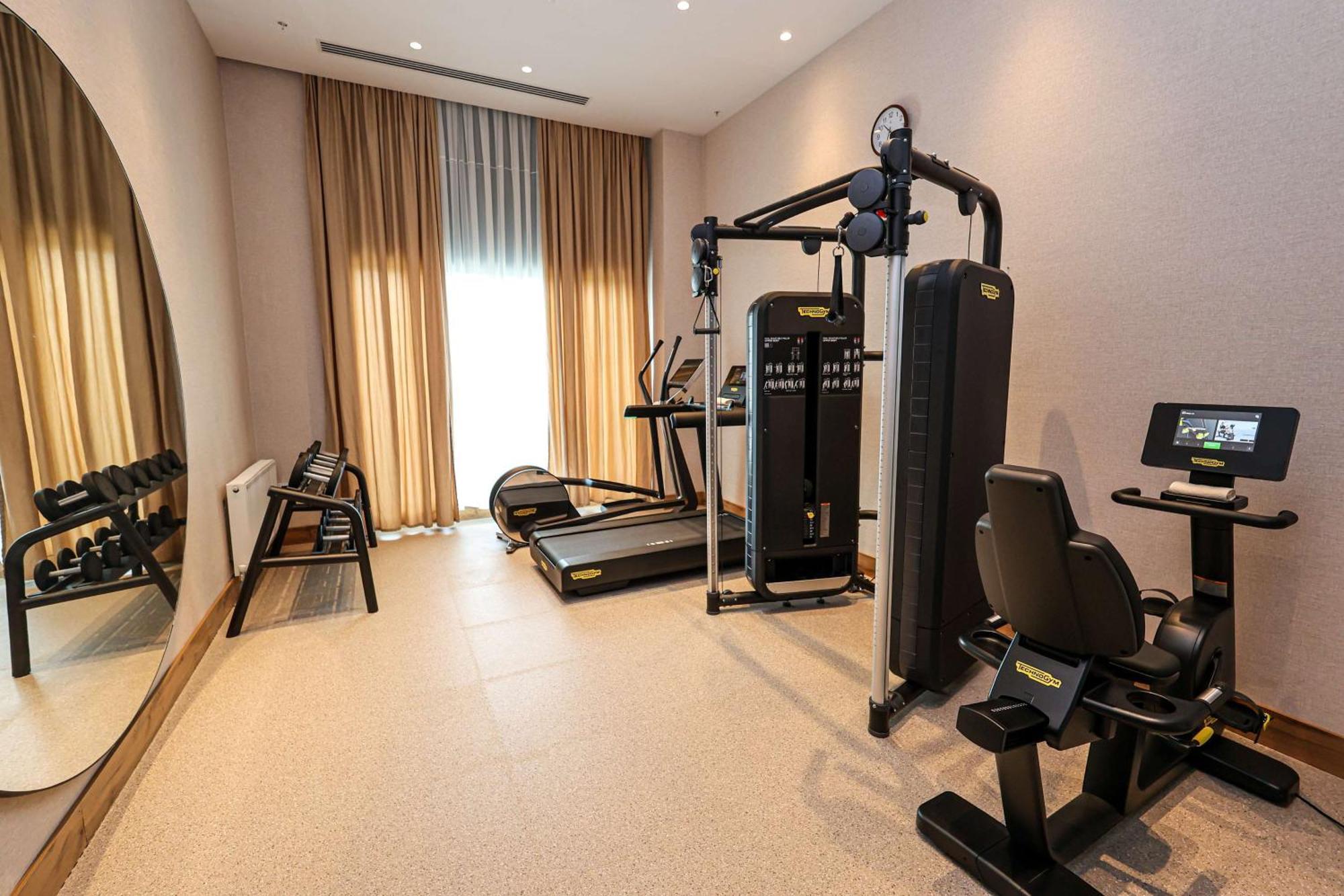 Hilton Garden Inn Samarkand Sogd エクステリア 写真